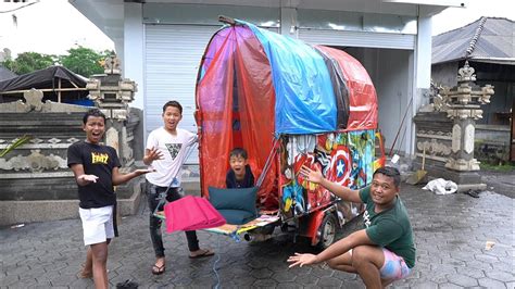 BIKIN RUMAH DI ATAS TRUK DARI PLASTIK RAMA TIDUR TERUS KERJAANNYA