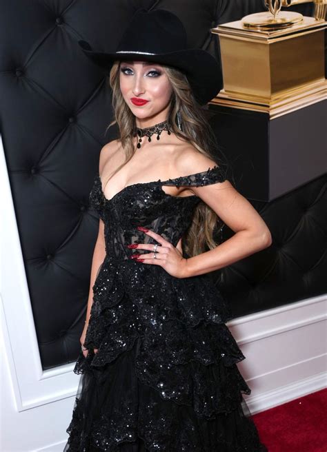 McKenzie Brooke – GRAMMY Awards 2023 • CelebMafia