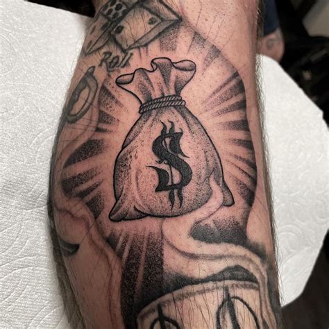 Tattoosdollar Sign Tattoo Money Sign Tattoo Dollar Sign Tattoo