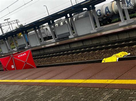 PILNE Tragiczny wypadek na torach kolejowych w Ciechanowie zdjęcia