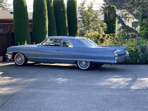 1962 Cadillac DeVille Coupe Coupe Blue RWD Automatic Coupe De Ville For