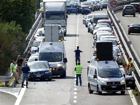 Incidente Sulla Bretella Dell A La Bambina Morta Le Foto