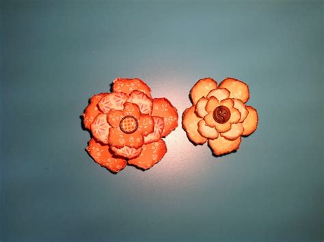 Mi mundo artístico: Flores de Papel
