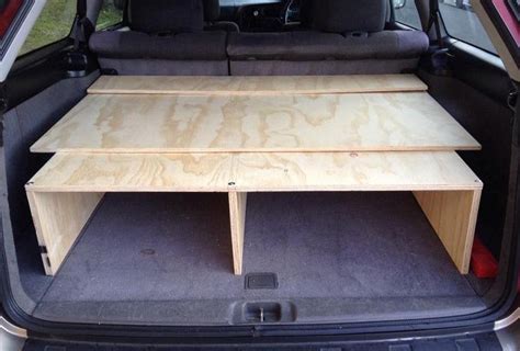 LARS ZEEKAF | How I built a bed in my car in 3 simple steps (+video)