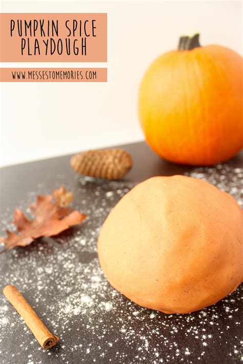 Pumpkin Spice Playdough Recipe