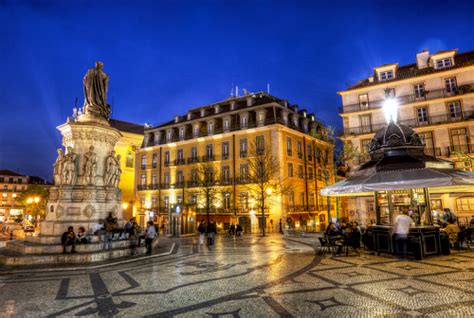 Boutique hotels in Lisbon city centre for romantic getaways