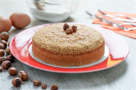 Torta Di Nocciole La Ricetta Della Tortina Veloce E Facile