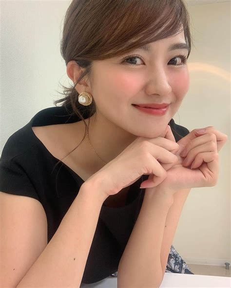 曽田茉莉江さんのインスタグラム写真 曽田茉莉江instagram「本日19時からbsフジにて 「冗談騎士〜ネクストブレイク芸人大集合