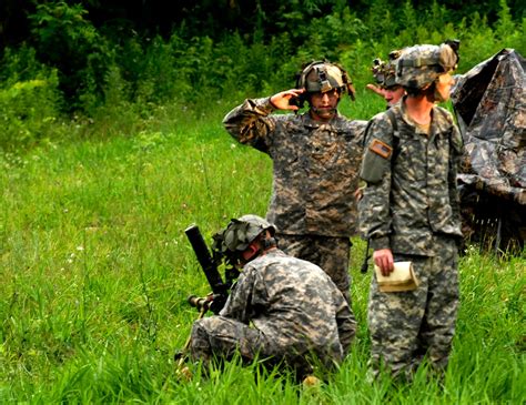 Dvids News New York Army Guard Cavalry Troopers Hone Mortar Skills