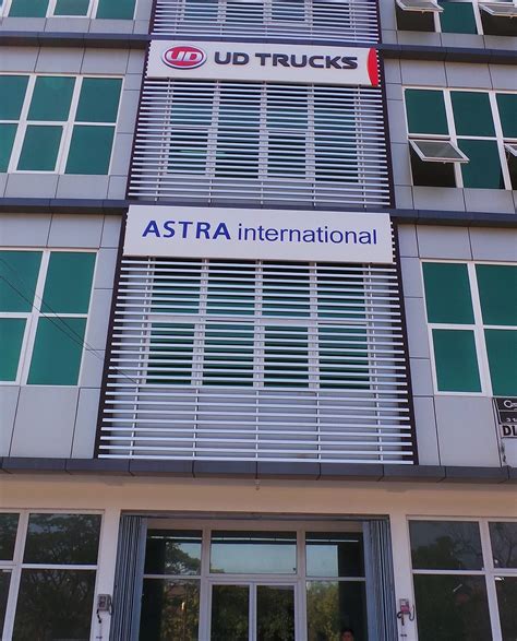 Pt Ai Ud Trucks Sales Operation Cabang Makassar Dealer Astra Ud Truck