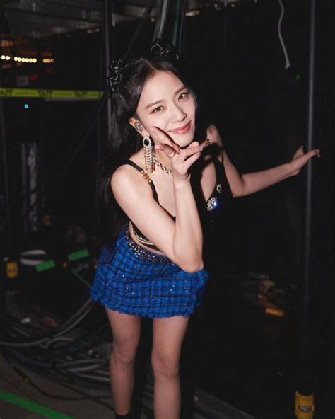 Jisoo On Instagram We Kicked Off Our First Us Show In Dallas I Was