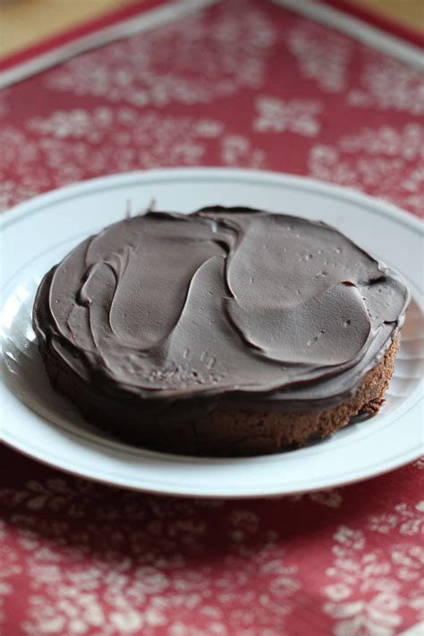 Tortillas and Honey: Dark Chocolate Torte