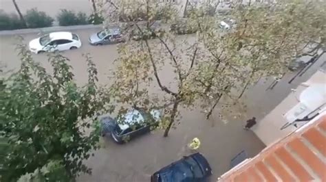 Las Lluvias Torrenciales Generan El Caos En El Rea Metropolitana De