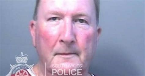 Predatory Sex Offender Seen Loitering In Changing Rooms And Giving