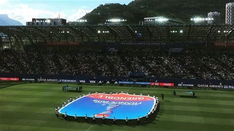 Grenoble Le Stade Des Alpes Accueille Les Espoirs Essor Is Re