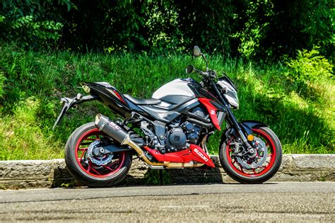 Suzuki Gsx S Yugen Carbon Prova Su Strada Foto Di