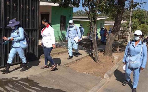 Brigadistas Abatizan 1 Mil 200 Viviendas De Villa El Sol En Managua