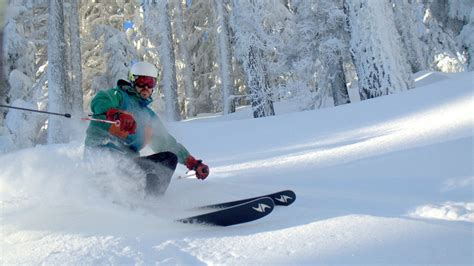 Epic Skiing at Mt. Ashland - Travel Oregon