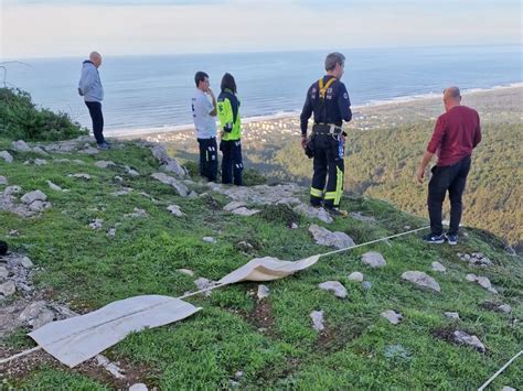 Carro cai em ravina na Serra da Boa Viagem vídeo Notícias de