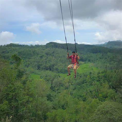 Ayunan Langit Watudjaran Wisata Instagenic Jogya Yang Ekstrim Dinas