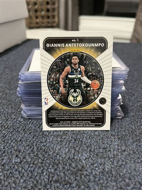 2021 22 Giannis Antetokounmpo Donruss Optic Winner Stays 1 Bucks