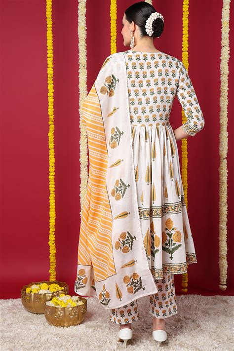 White Pure Cotton Ethnic Motifs Yoke Design Flared Suit Set Vkskd2081