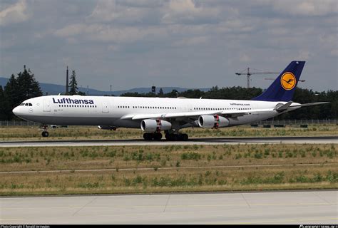 D Aigl Lufthansa Airbus A Photo By Ronald Vermeulen Id