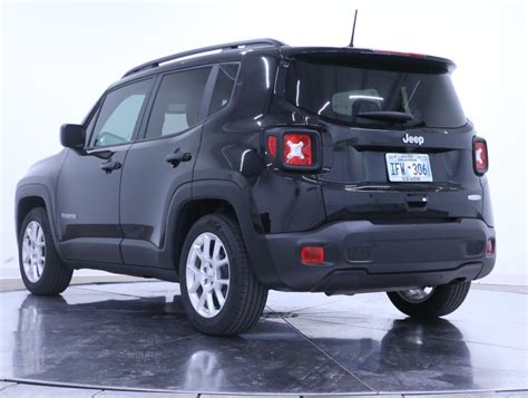 New Jeep Renegade Latitude Fwd D Sport Utility