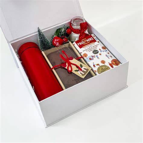 Happy New Year Gift Hamper For Employees | Best Collection