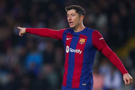 Gwiazdor FC Barcelony chwali Lewandowskiego To napastnik z najwyższej