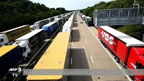 Port de Calais bloqué 3 000 camions en attente côté britannique