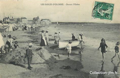 CPA FRANCE 85 Les Sables d Olonne Devant l océan 85 vendee