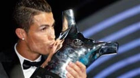 Cristiano Ronaldo Mejor Jugador De La Uefa 2013 2014