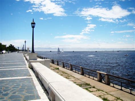 Buen Tiempo Cielo Despejado Y Temperaturas Agradables Para Comenzar La