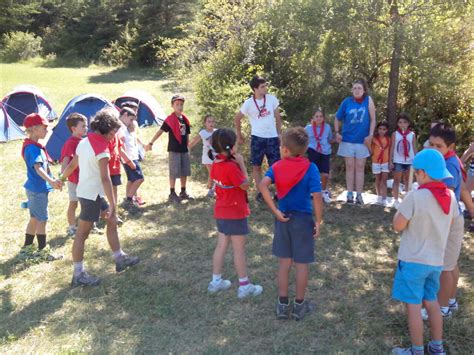 Los Castores Disfrutan Del Campamento Grupo Scout Santa María 27