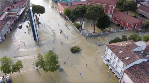 Alluvione Emilia Romagna Lugo Sottacqua Le Immagini Dal Drone