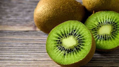 As De F Cil Pod S Cultivar Una Planta De Kiwi En Tu Jard N Y No Gastar