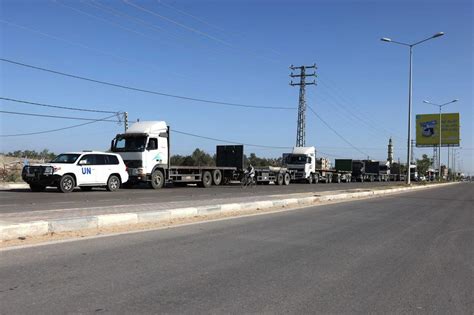 Egypt-Gaza Border Crossing Opens, Letting Desperately Needed Aid Flow ...