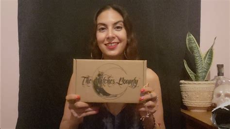 THE WITCHES BOUNTY AUGUST 2023 UNBOXING The Amethyst Throne YouTube