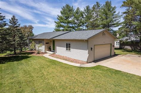 928 Saddle Ridge Portage Wi 53901 Zillow