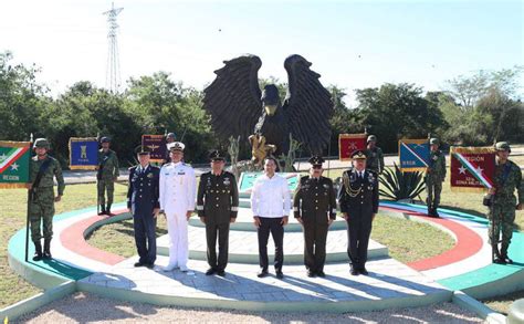 Mauricio Vila Dosal Asiste A La Ceremonia De Cambio De Mando De La 32