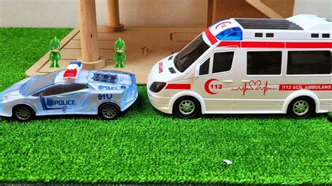 Pijamaskeliler Ambulans Ve Polis Arabas Youtube