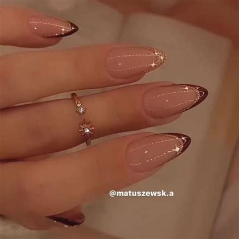 New Ways To Wear French Tip Nails In Cute Acrylic Nails