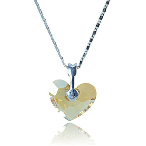 Classic Zinc Alloy Pendant Necklace In Exclusive Design