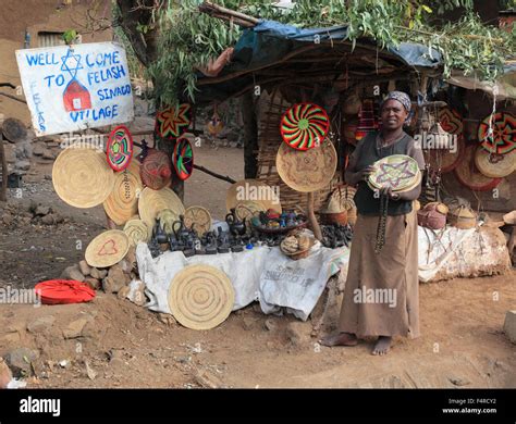 El Pueblo Falasha Wolleka En Gondar Fotografías E Imágenes De Alta