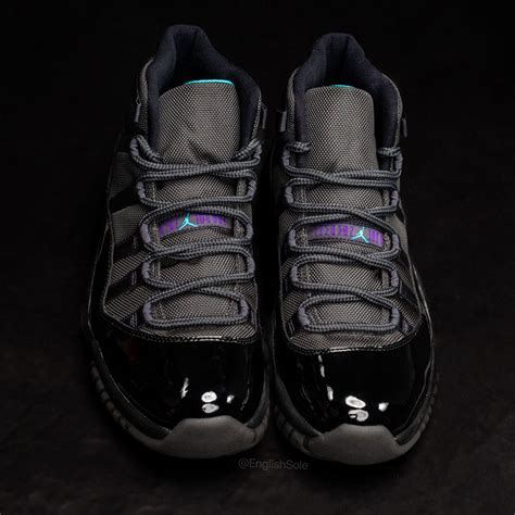 Vista Detallada De La Muestra Alternativa De Air Jordan 11 Gamma