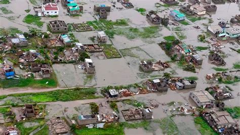 Cyclone Idai 300 To 400 Dead Bodies Washed Up On Mozambique Road