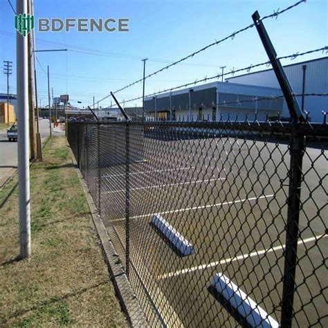 Cages Barbecue Playground Fencing Cyclone Chain Link Diamond Fence