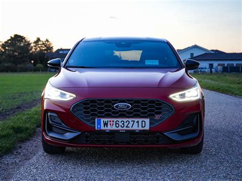 Ford Focus St X Testbericht Autoguru At