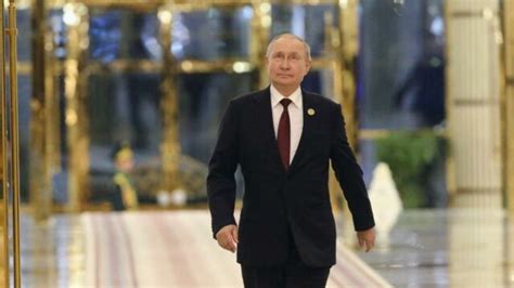 Vladimir Putins Latest Appearance Sparks Speculation Over Health